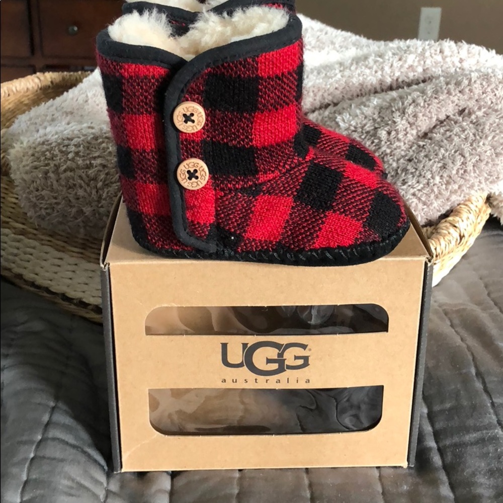 UGG Purl Pine booties